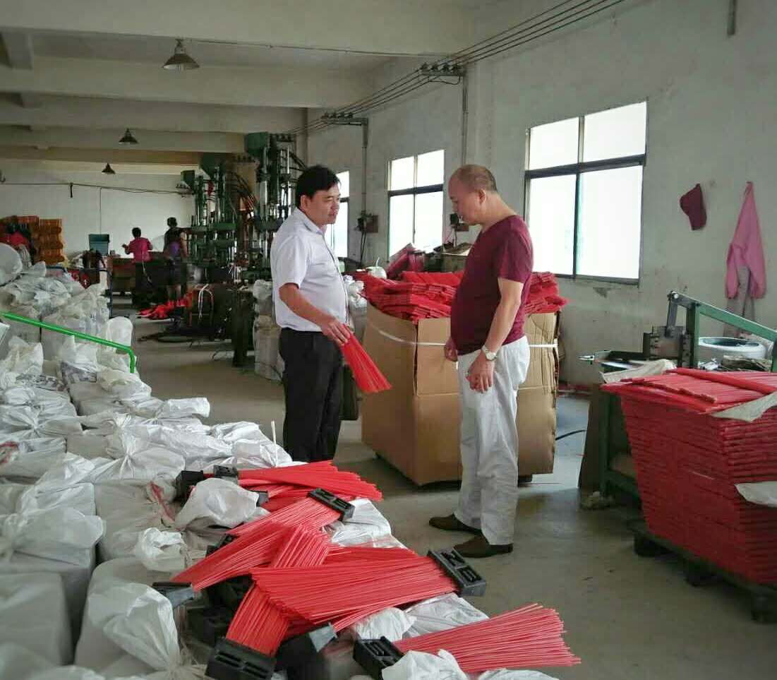 安徽省商標協(xié)會送服務(wù)走基層